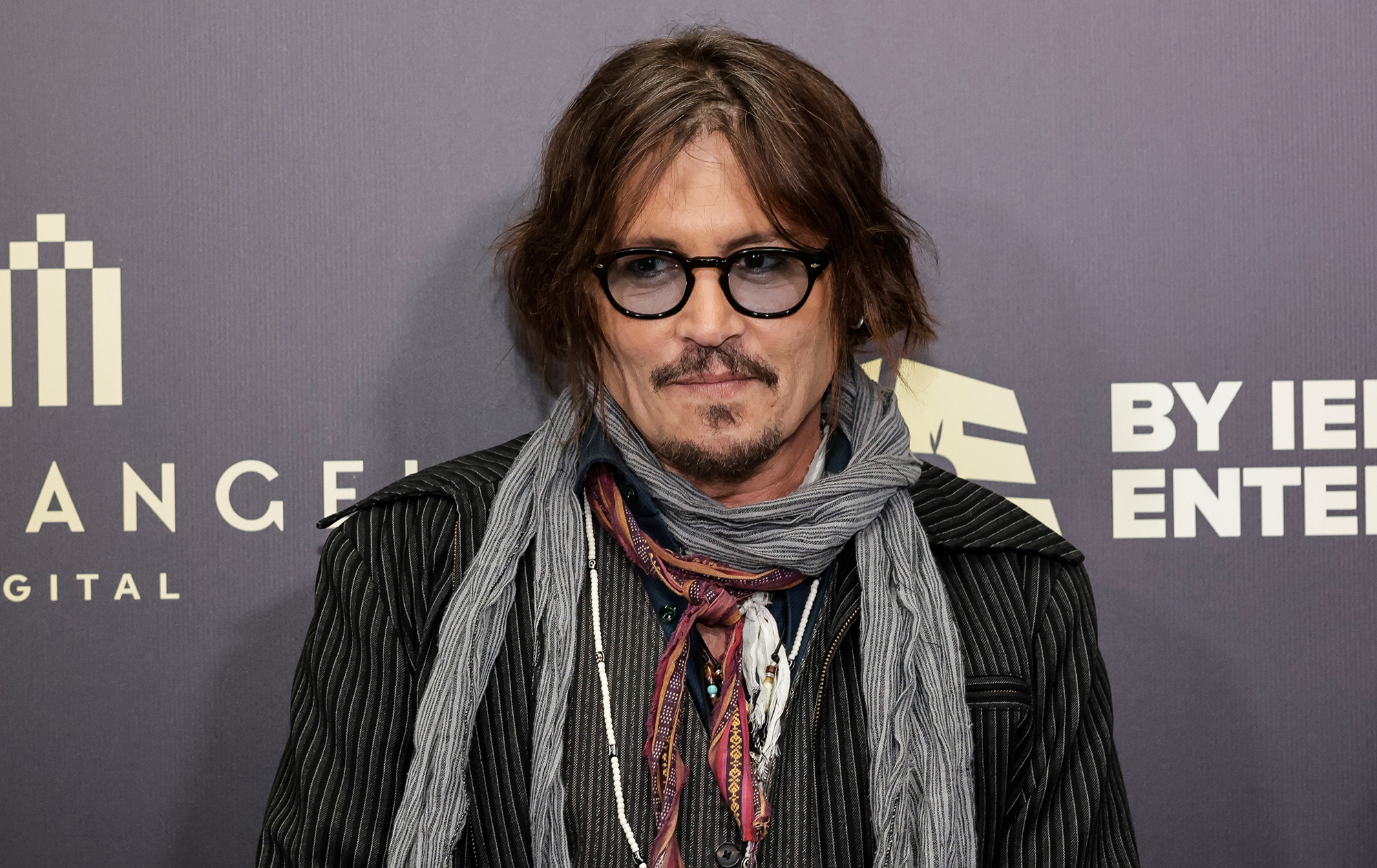 5 звезд, чьи слитные переписки чуть не стоили им карьеры и даже семьи